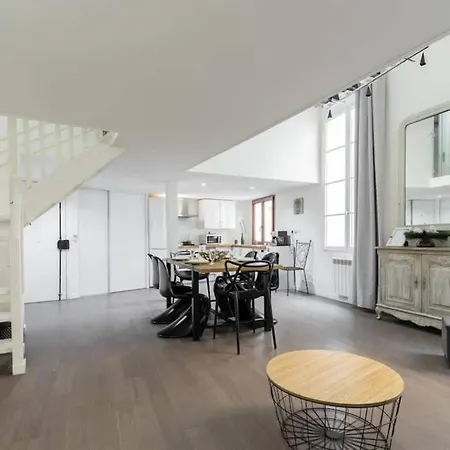 Апартаменты Duplex In Nice Old Town Ницца