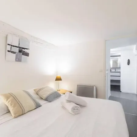 Апартаменты Duplex In Nice Old Town *